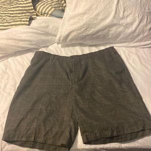 Pro Tour men’s shorts in grey square pattern, sz 40